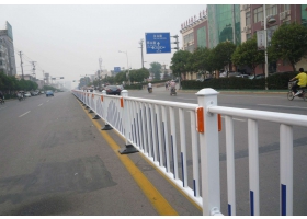 博尔塔拉蒙古自治州市政道路护栏工程